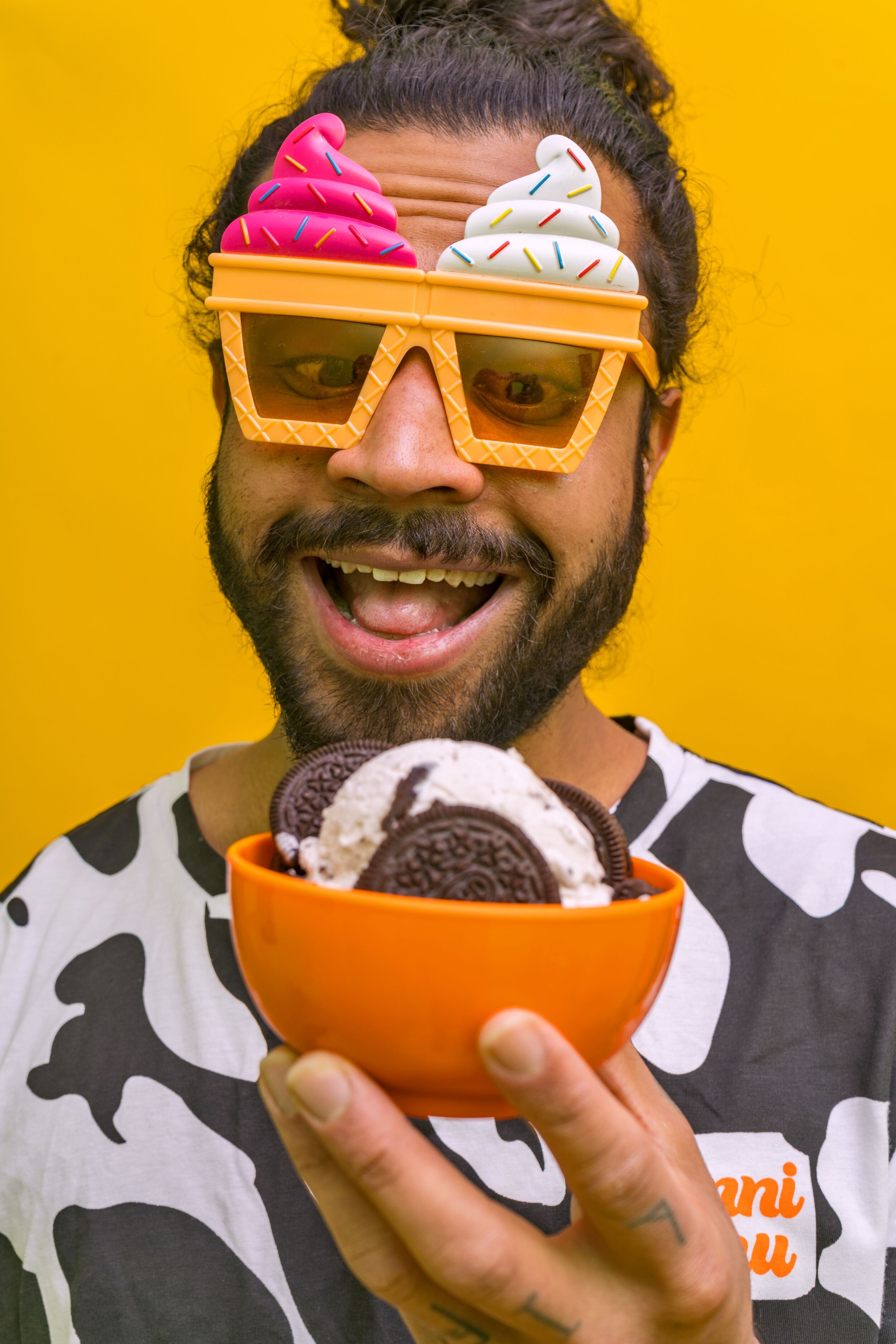 Kianu Walker, of Vannah Banana, eyes his Cookies N Cream ice cream. Photography by Drew Dennis.